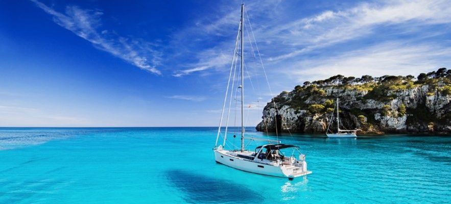 boat sailing on clear waters